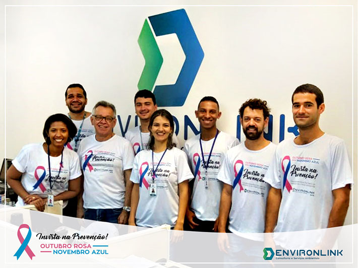 Equipe Environlink com a camisa da campanha de Outubro Rosa e Novembro Azul